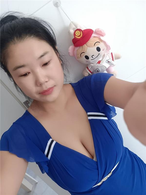 赤峰大奶少妇xiongtui