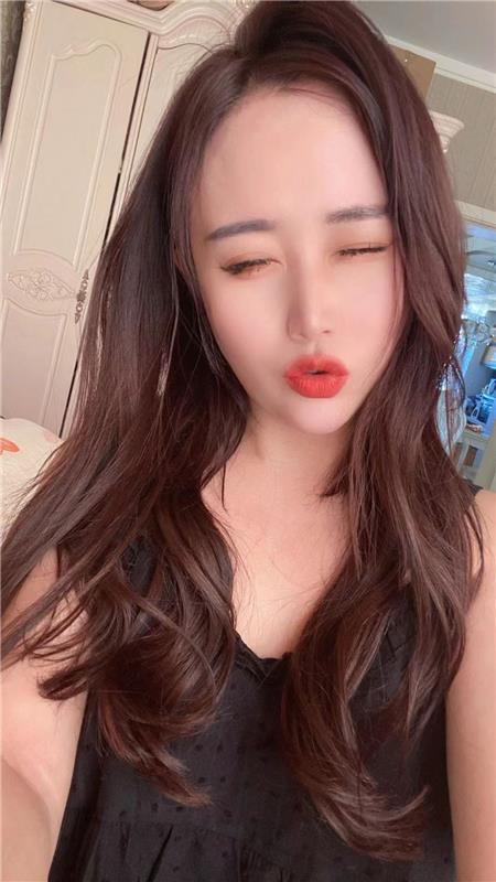 95后妹子身材好服务佳